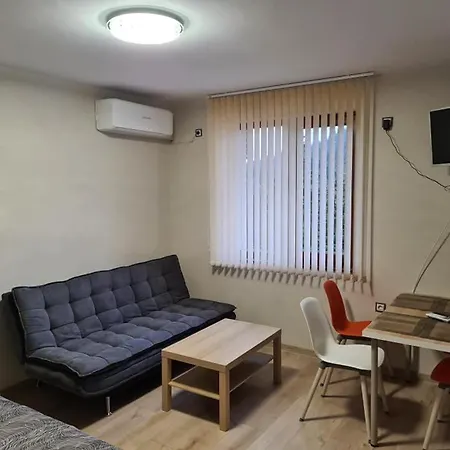 شقة студиа студенец سموليان